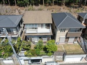 ドローンを使って屋根調査