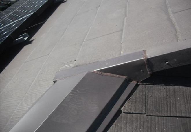 棟板金交換完了