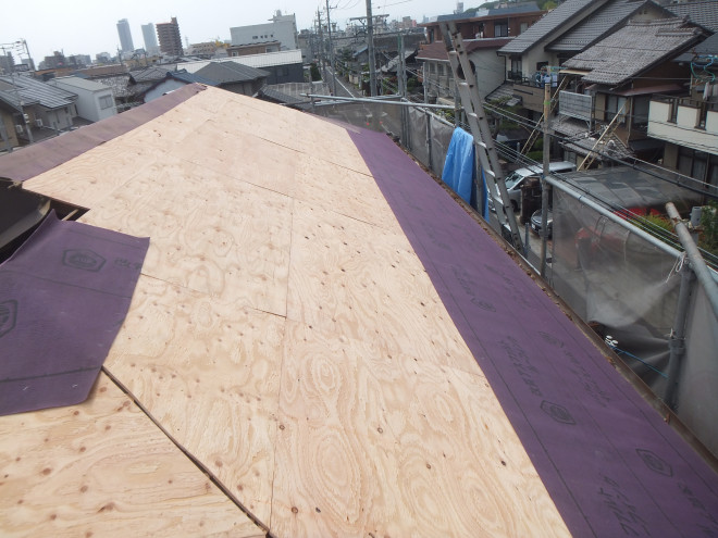 ルーフィング貼り