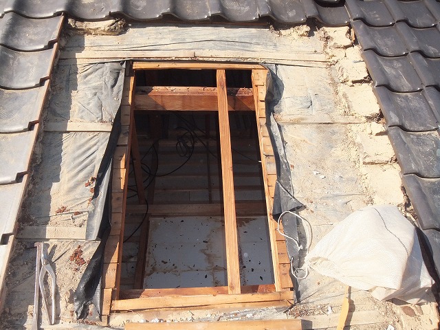 トップライト　穴