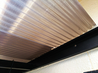 塩ビ製波板破損