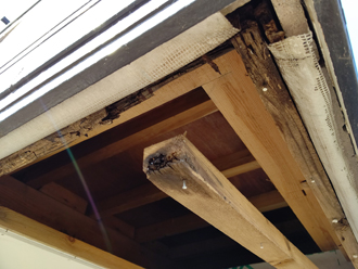 欠落した軒天は張替えて補修しましょう