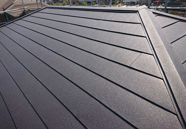 屋根カバー、雨樋交換工事竣工