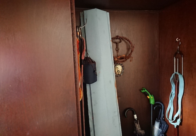 落下した棟板金