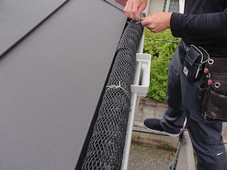 落ち葉除けネットの設置