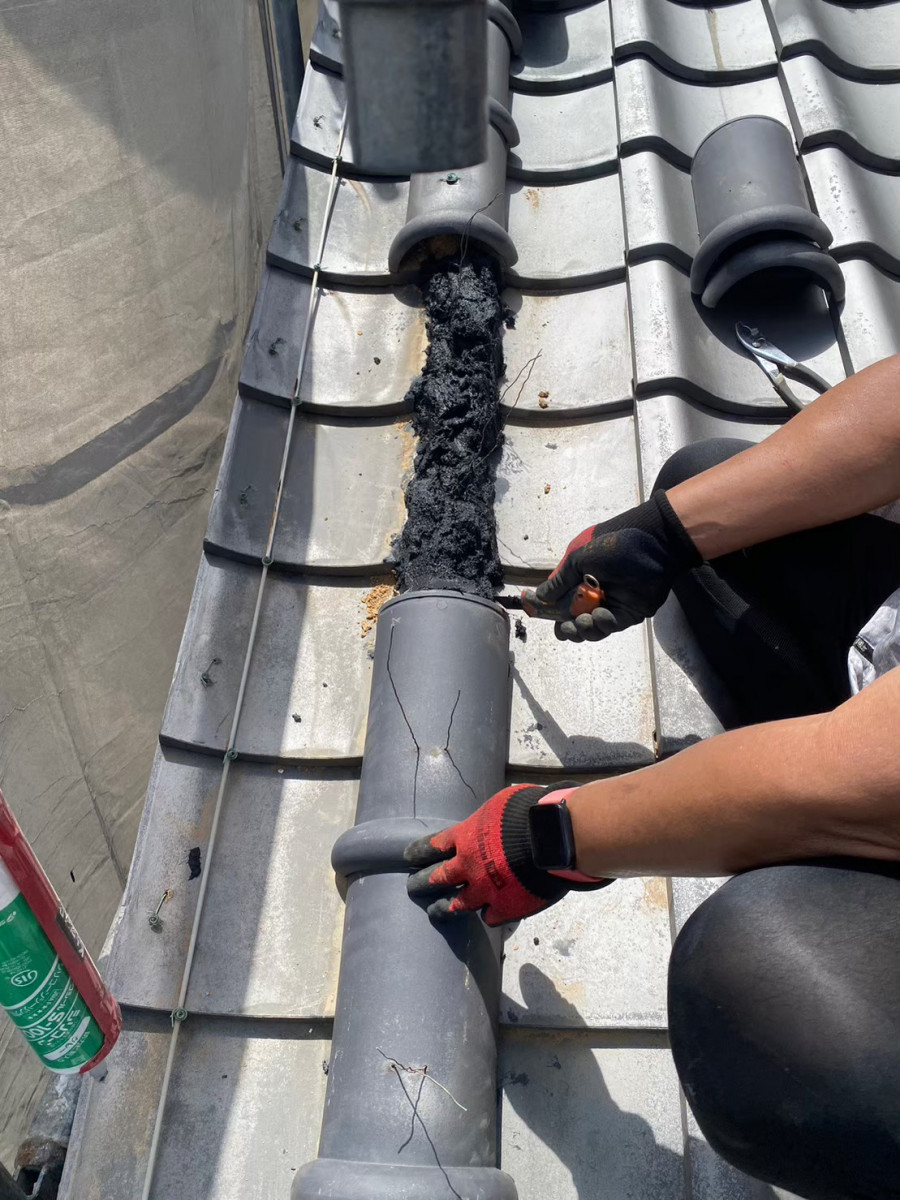 守山区で風切丸を復旧しているようす