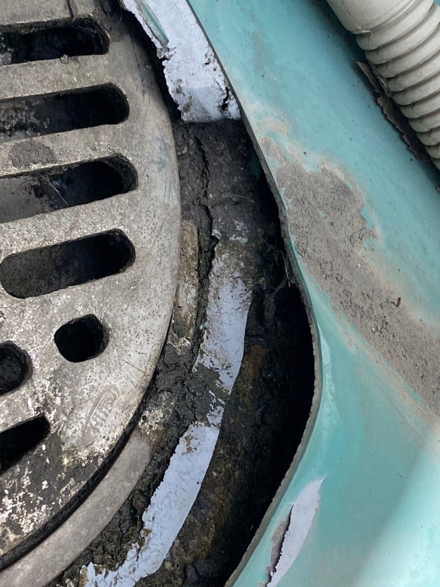 長久手市のシート防水の隙間