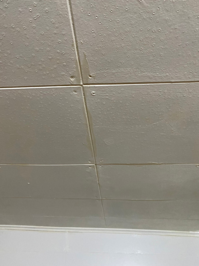 北区室内の雨漏り状況