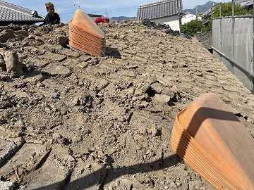 葺き土撤去