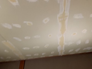 コンパネ　パテ