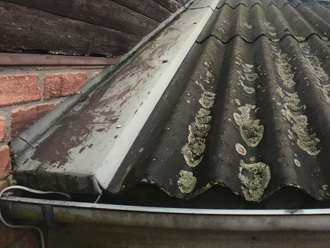 板金が古くなっている