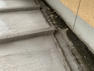 水が溜まった取り合い