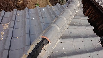 棟瓦の積み直し