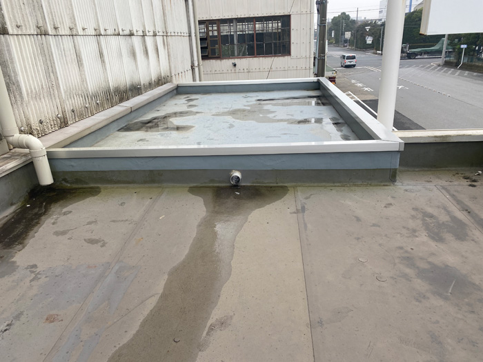 排水不良による雨水の滞留