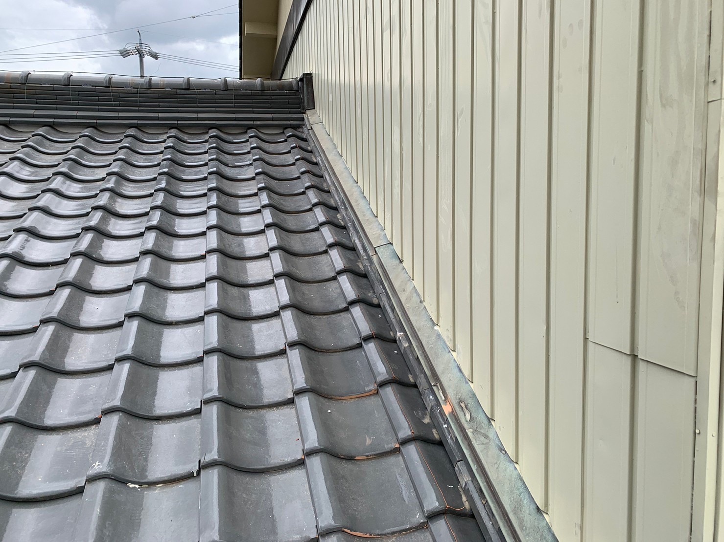 長久手市で瓦を復旧した様子