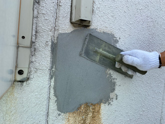 外壁の補修　モルタル施工