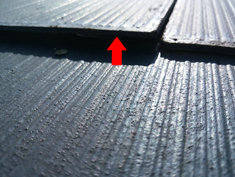 松戸市古ケ崎で経年劣化によってスレートの反り返りが発生