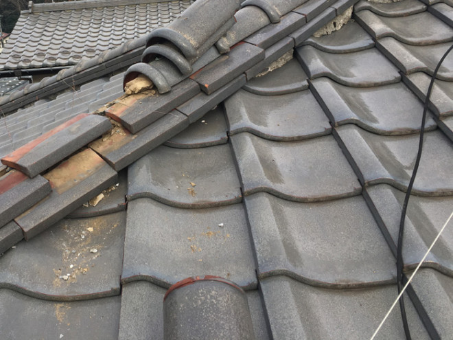 棟が崩れている