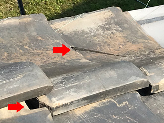 川崎市中原区小杉御殿町で瓦の割れとズレ、防水紙の劣化による雨漏り
