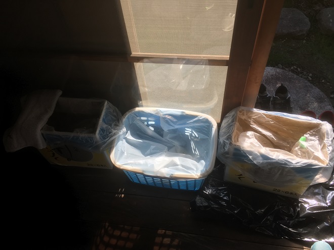 屋根からの雨漏りは原因がわかりやすい｜築60年の瓦屋根からの雨漏り