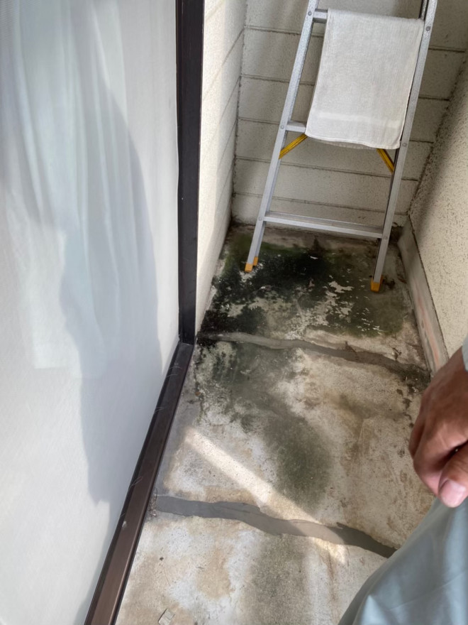 守山区小幡にてベランダからの雨漏れ原因はサッシや外壁の取り合い