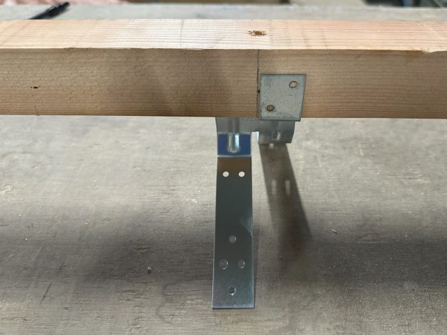 名古屋市天白区にて和瓦の棟瓦に耐震補強材を内部で使用する施工のメリットとデメリット