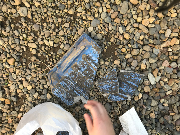 座間市入谷東の台風被害で屋根雨漏りと瓦の落下、火災保険による修理調査