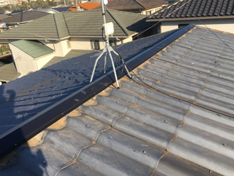 棟板金設置完了