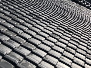 瓦はまだまだ使えそうです