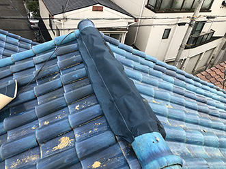 防水紙で応急処置