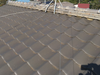 瓦屋根の強風被害