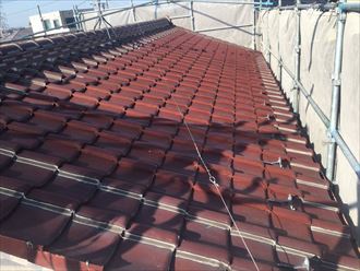 雨漏りを起こした瓦屋根