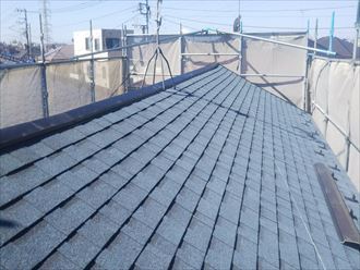 雨漏りを起こした瓦屋根をオークリッジスーパーで葺き替え