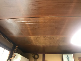 天井の雨漏り