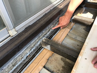 雨漏り仮補修箇所