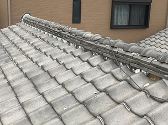 瓦屋根棟の様子