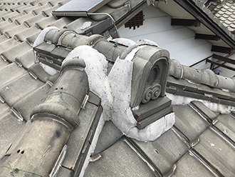 鬼瓦周りの漆喰