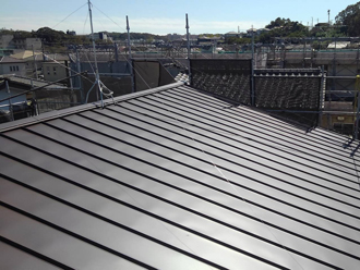相模原市南区東大沼のスレート屋根をスタンビー455で屋根葺き替え工事