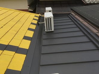 ガルバリウム鋼板の立平葺き