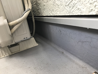 立ち上がり部分のひび