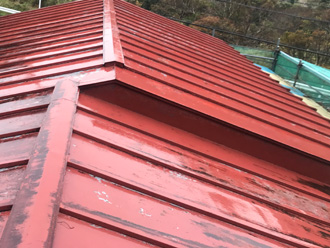 金属屋根が劣化している