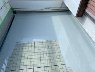 ウレタン塗膜を形成