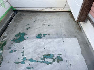 プライマーを塗布して密着性を向上