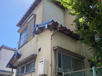 船橋市市場の雨漏り調査