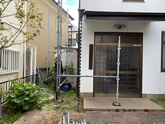 足場架設の様子