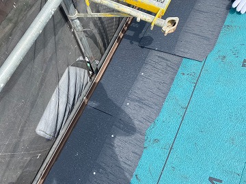 コロニアルクァッド