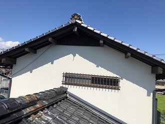 下屋の棟瓦ズレ