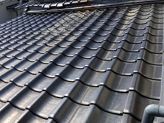 棟瓦がずれた瓦屋根