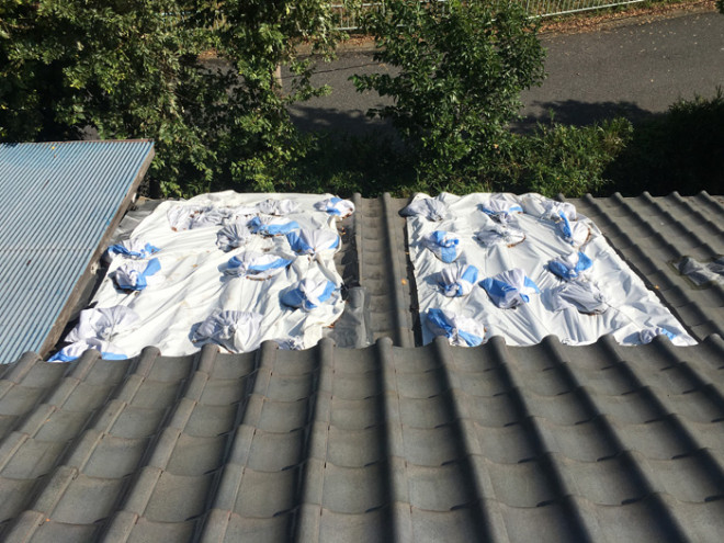 台風で屋根材が飛散