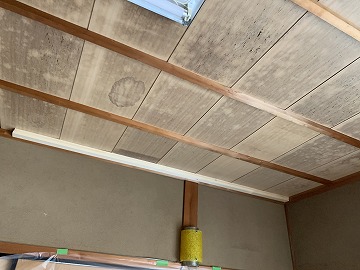 天井コンパネ張り